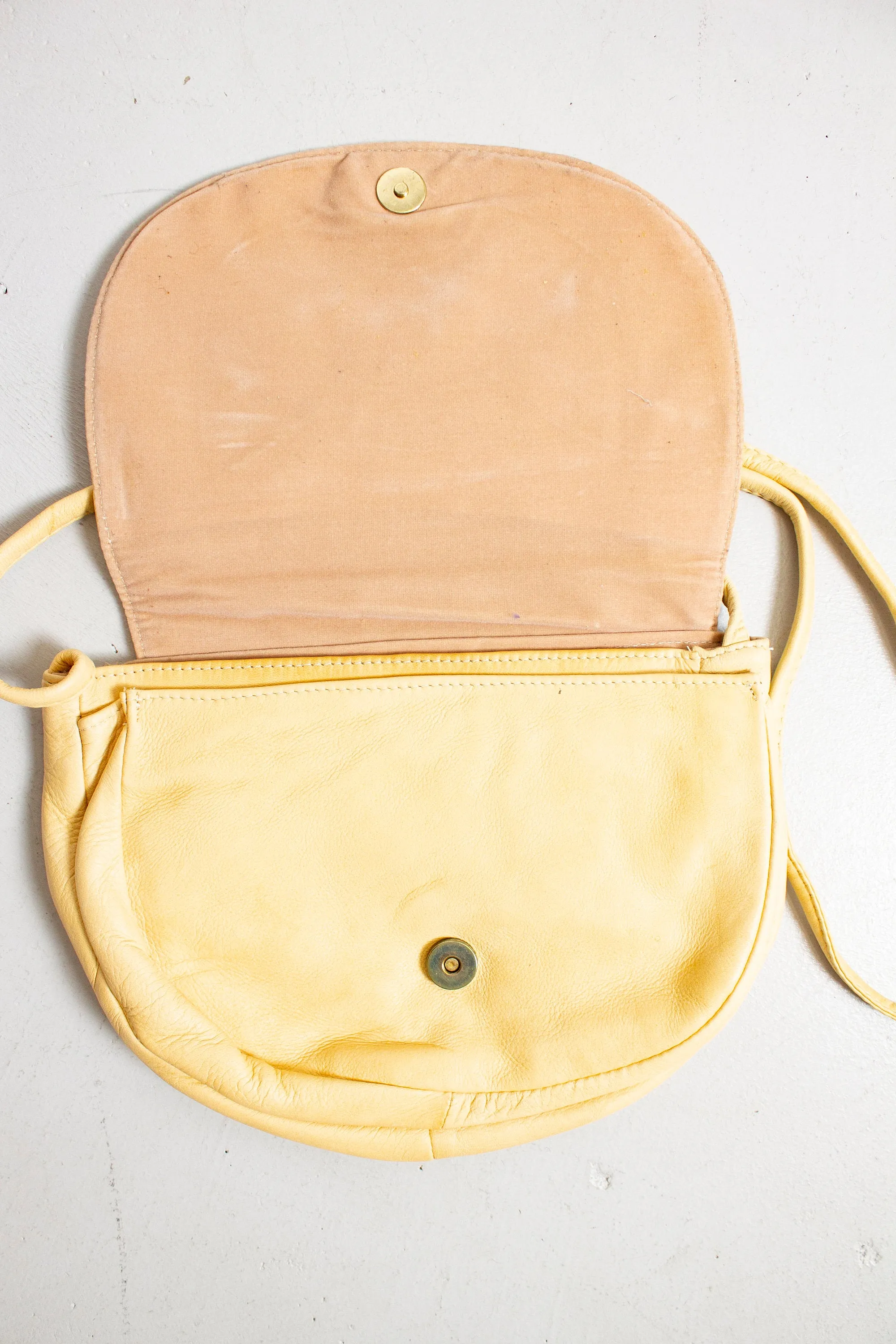 1970s Purse Beige Deerskin Leather Boho Shoulder Bag