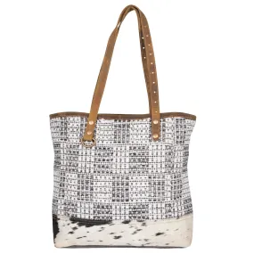 Amazing Maze Tote Bag