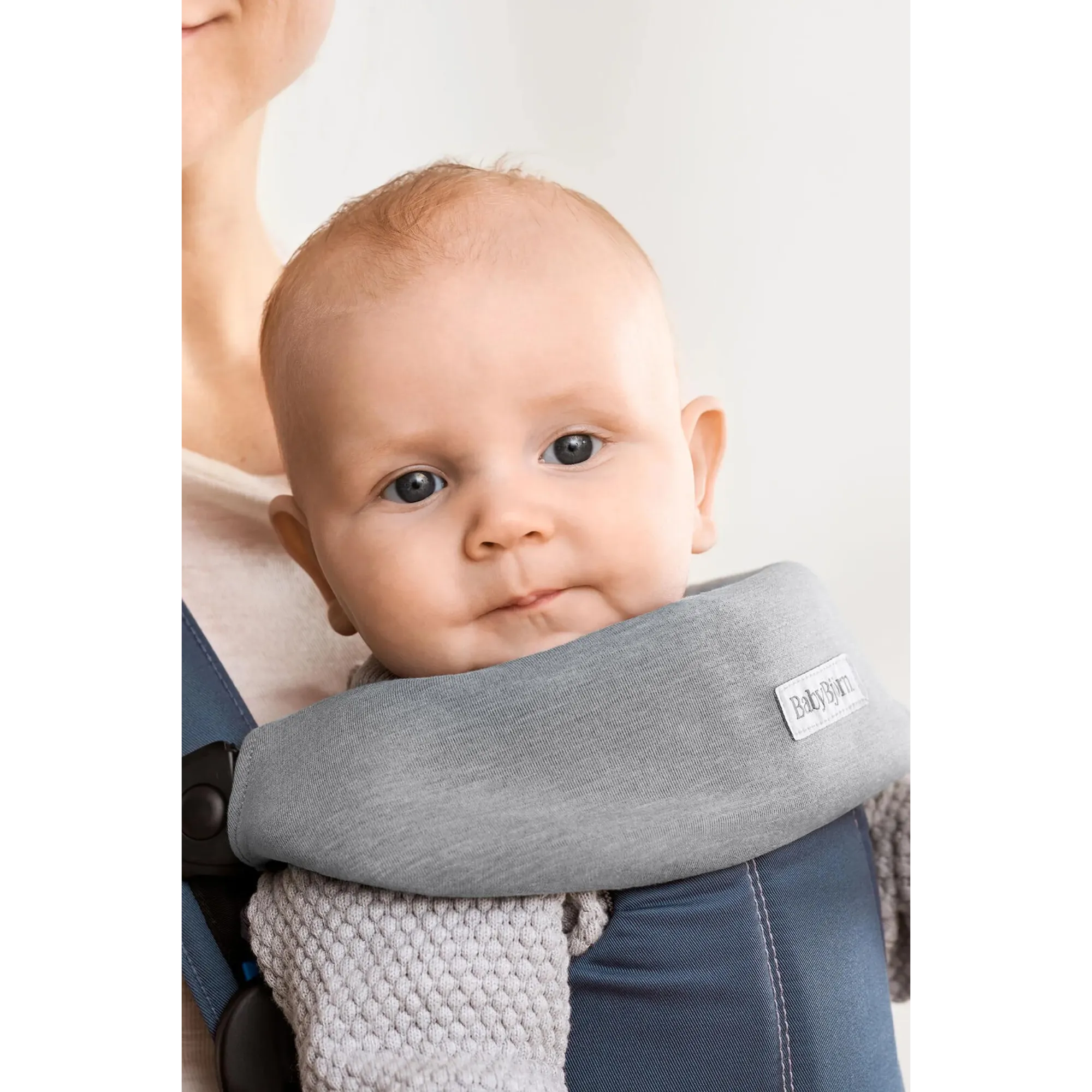 BABYBJÖRN Bib for Baby Carrier Mini and Free - Jersey