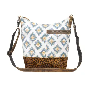 BLUE SAPPHIRE SHOULDER BAG