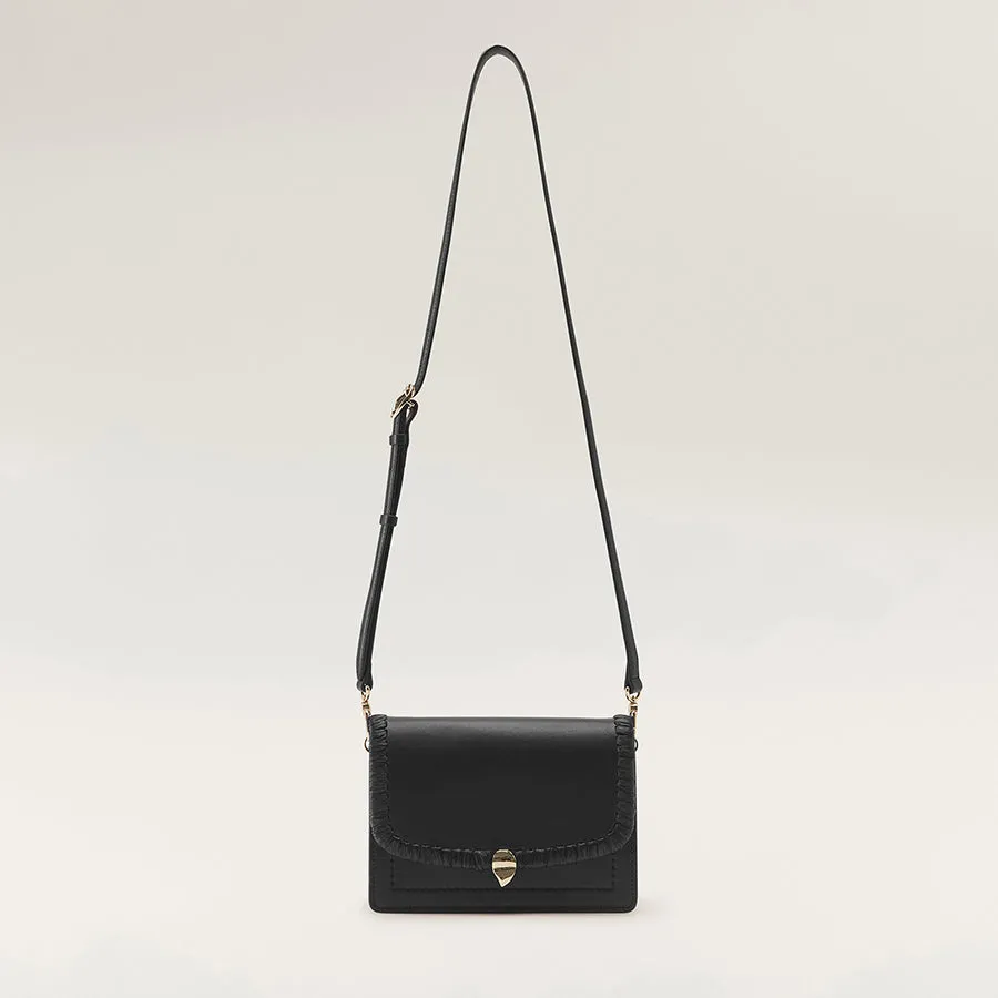 Dauphine Crossbody With Raffia