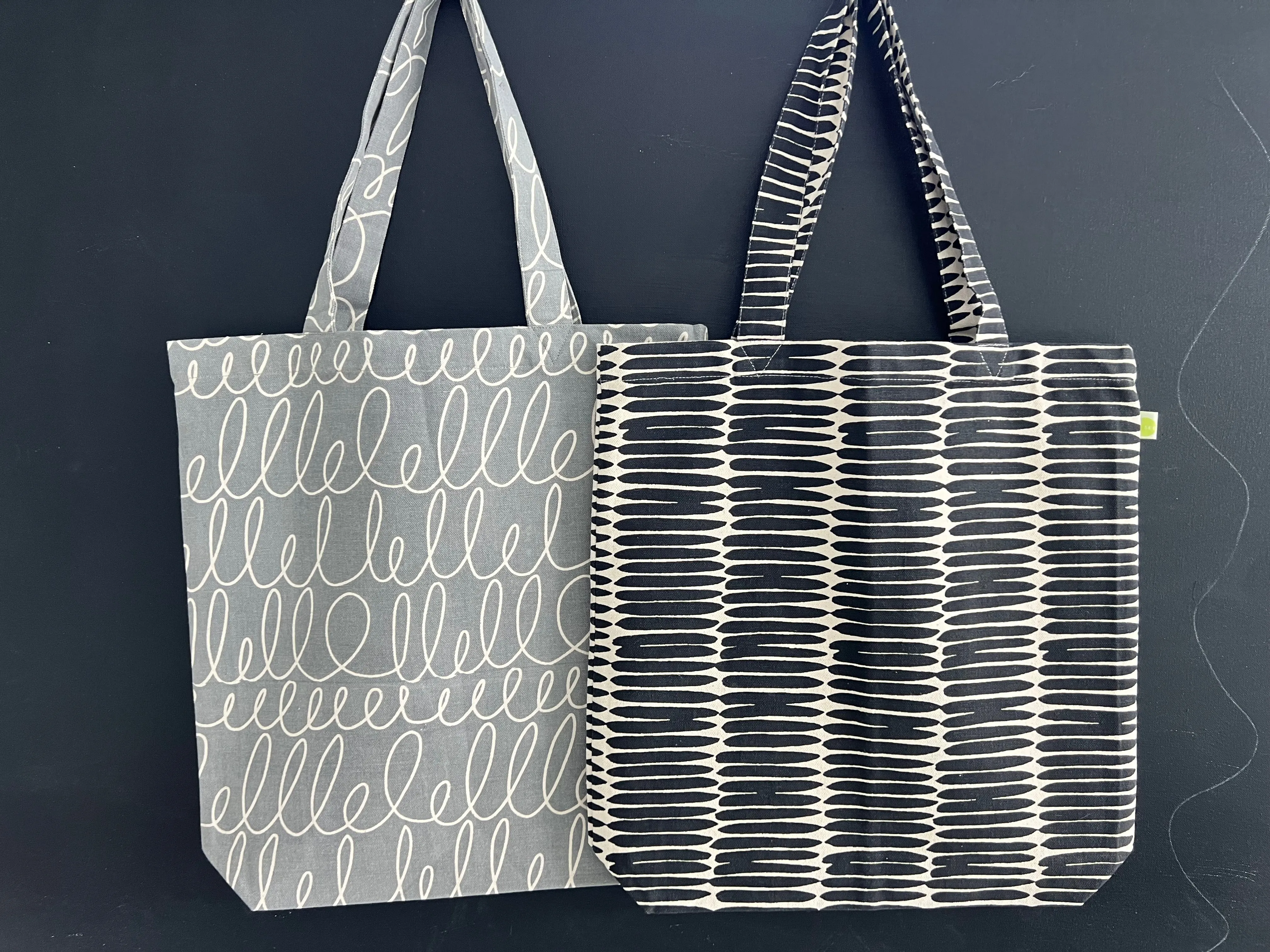 Easy Tote Bag