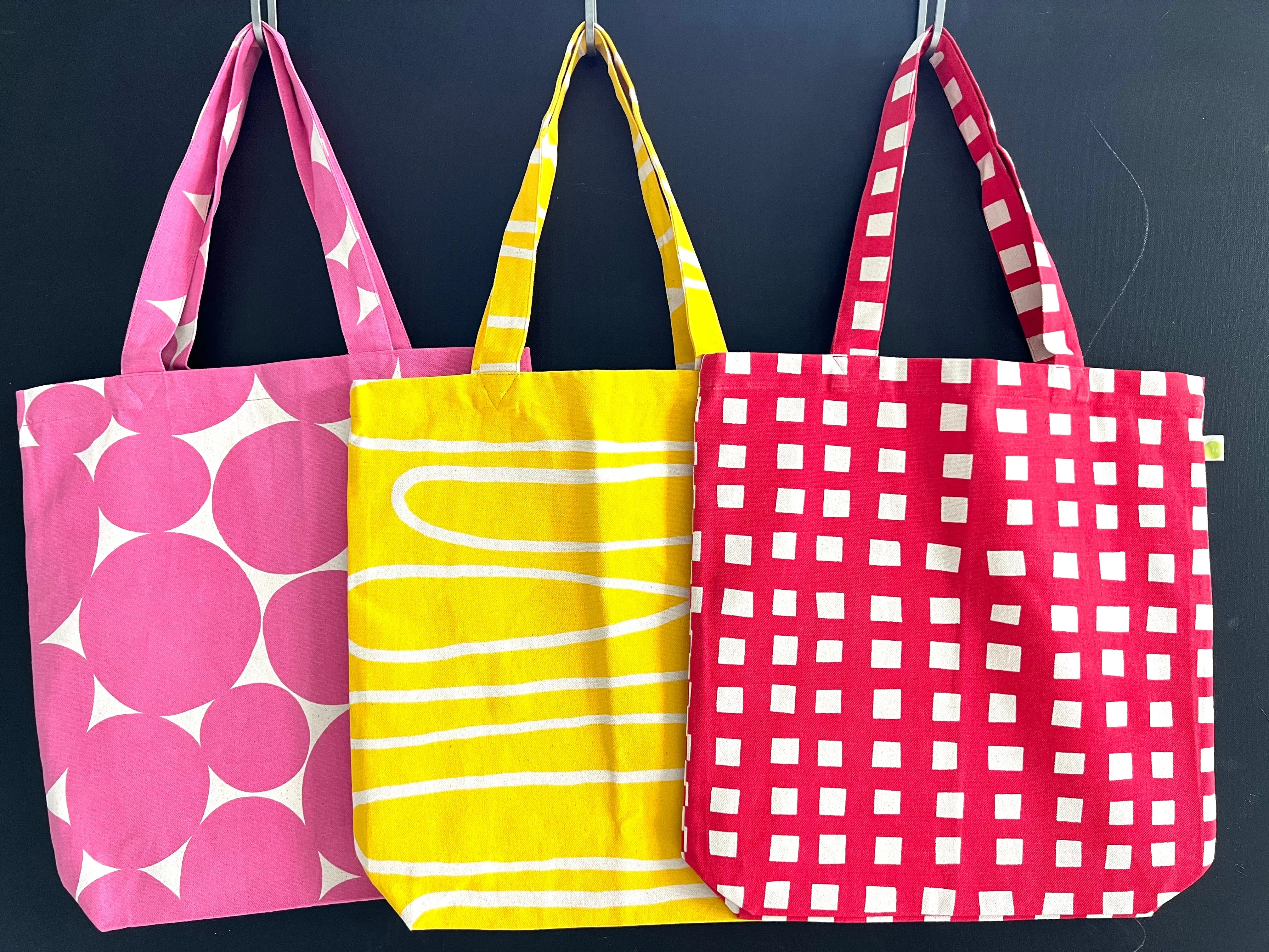 Easy Tote Bag