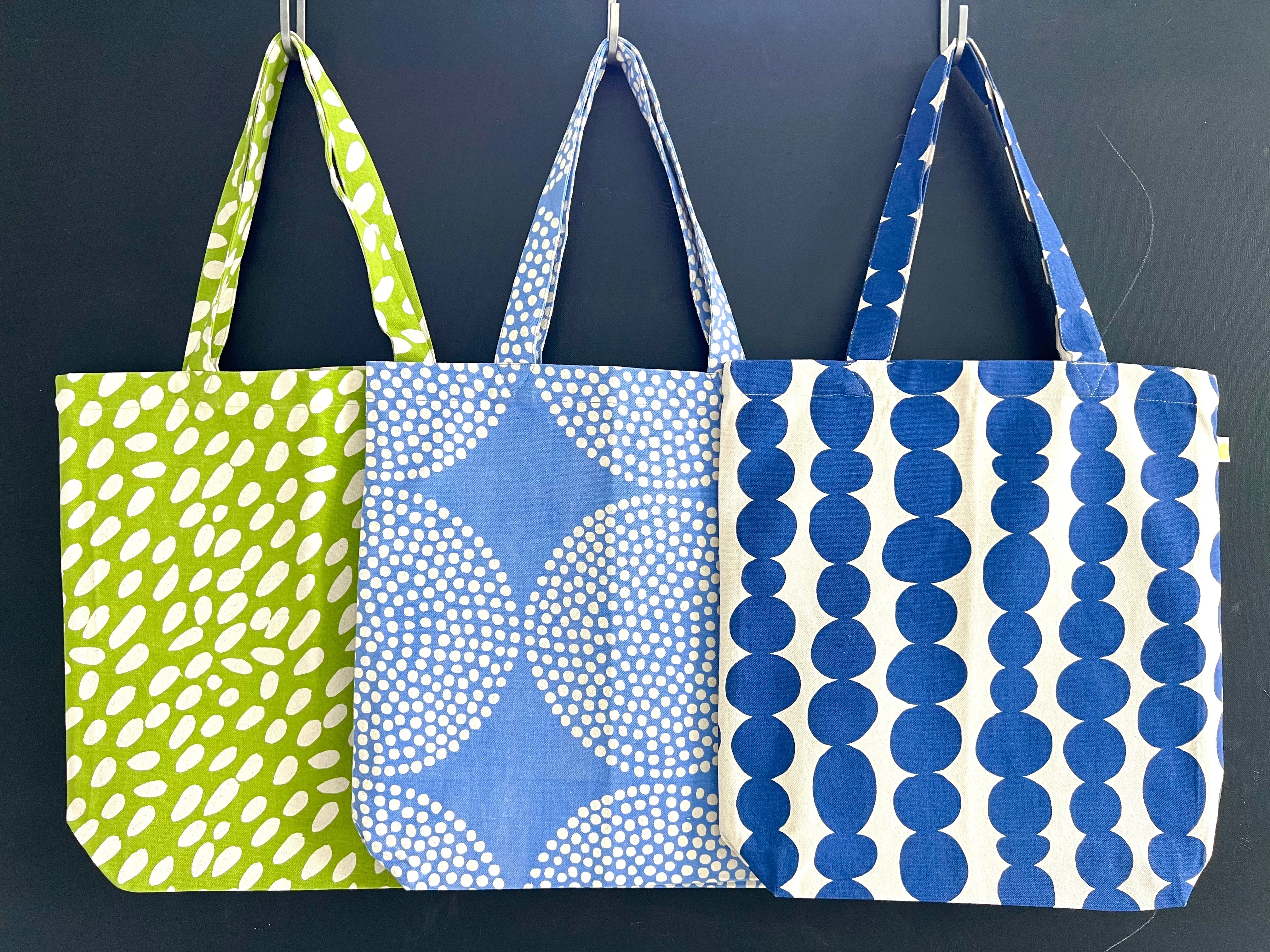 Easy Tote Bag