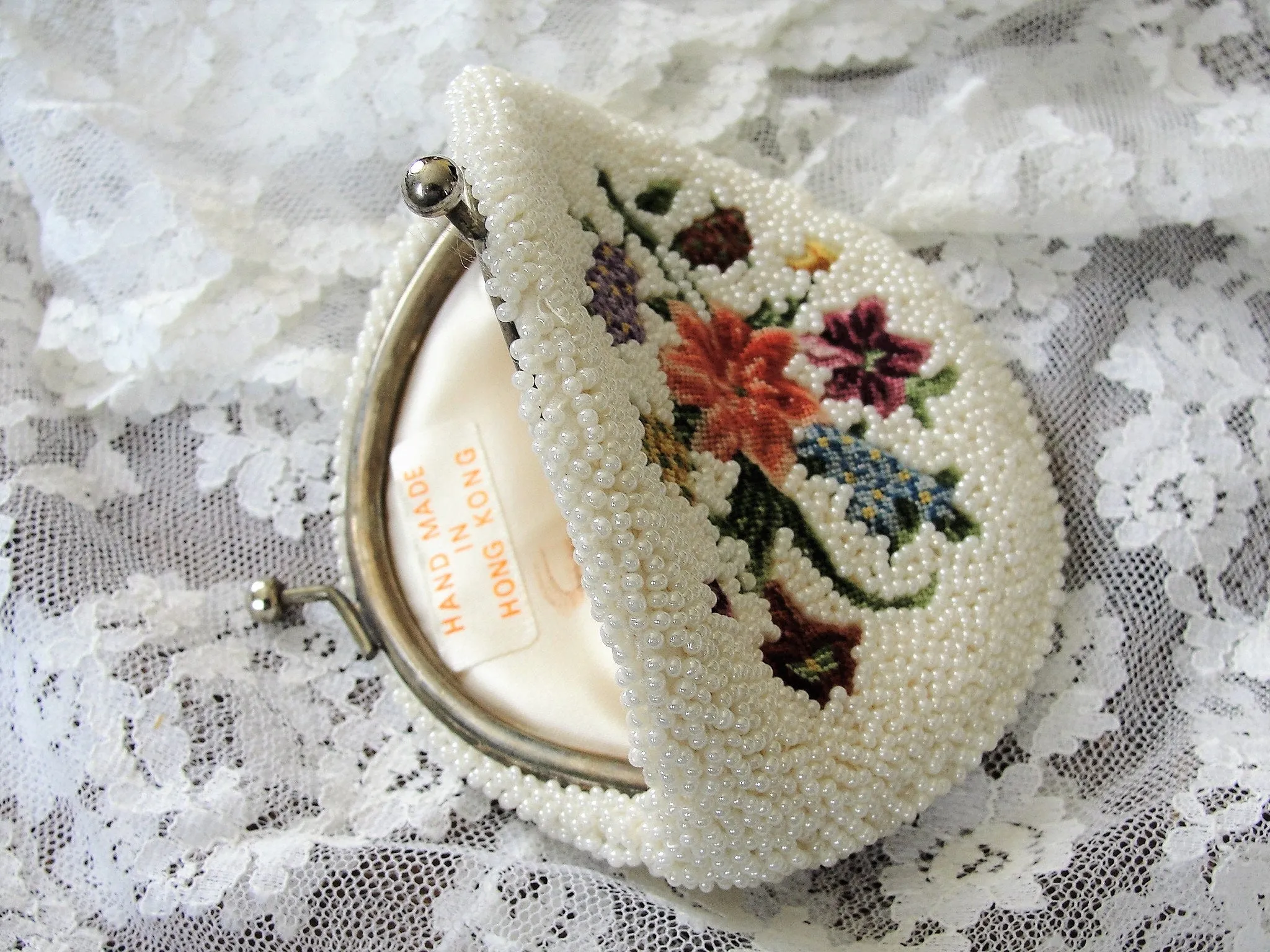 GORGEOUS 1950s Glass Beaded and Petit Point Purse Evening Bag,Lush White Glass Beads,Floral Needlework Collectible Purses,Bridal Handbag