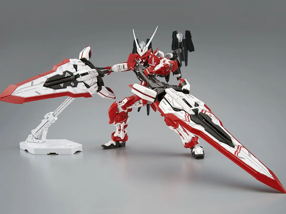 Gundam 1/100 MG Seed Astray MBF-02VV Gundam Astray Turn Red Model Kit