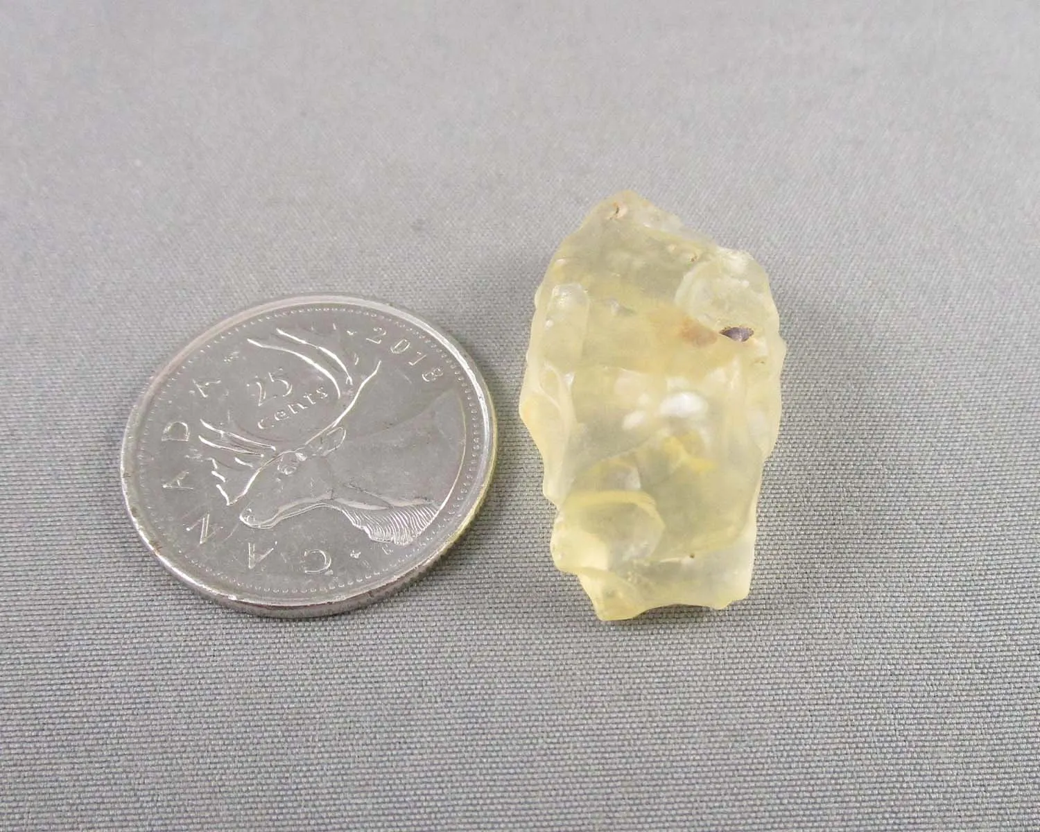 Libyan Tektite (Desert Glass) 1pc B018-5