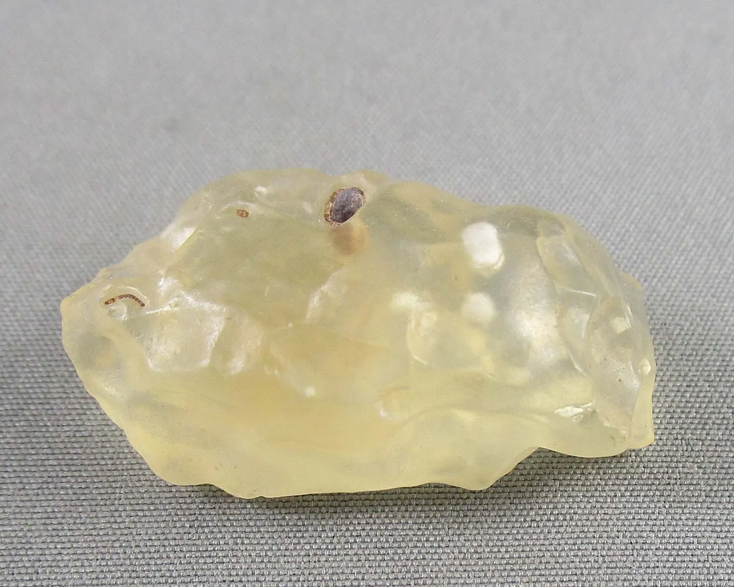 Libyan Tektite (Desert Glass) 1pc B018-5