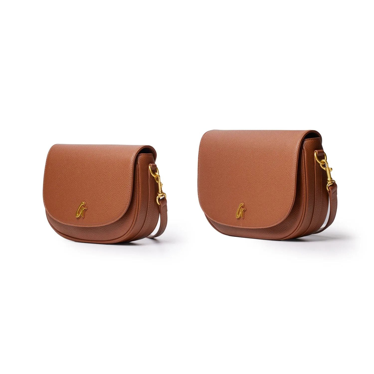 MEDIUM PEBBLE SHOULDER BAG - BROWN