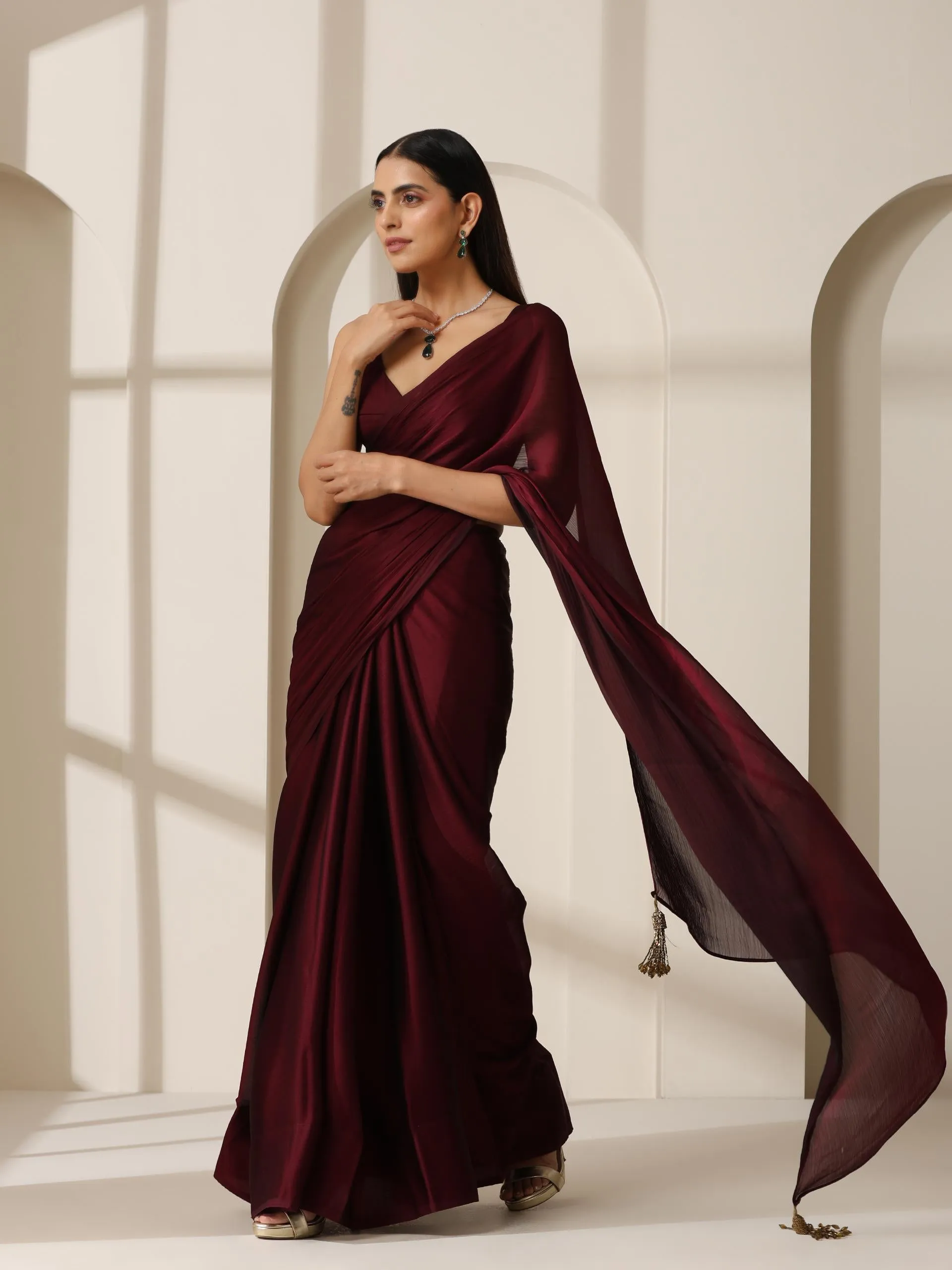 Noel Dual Shade Butter Chiffon Saree with Self Blouse Fabric