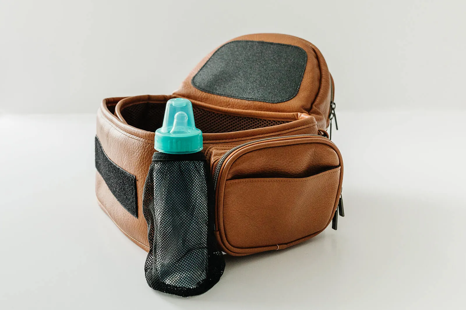 Tushbaby Carrier- Cognac