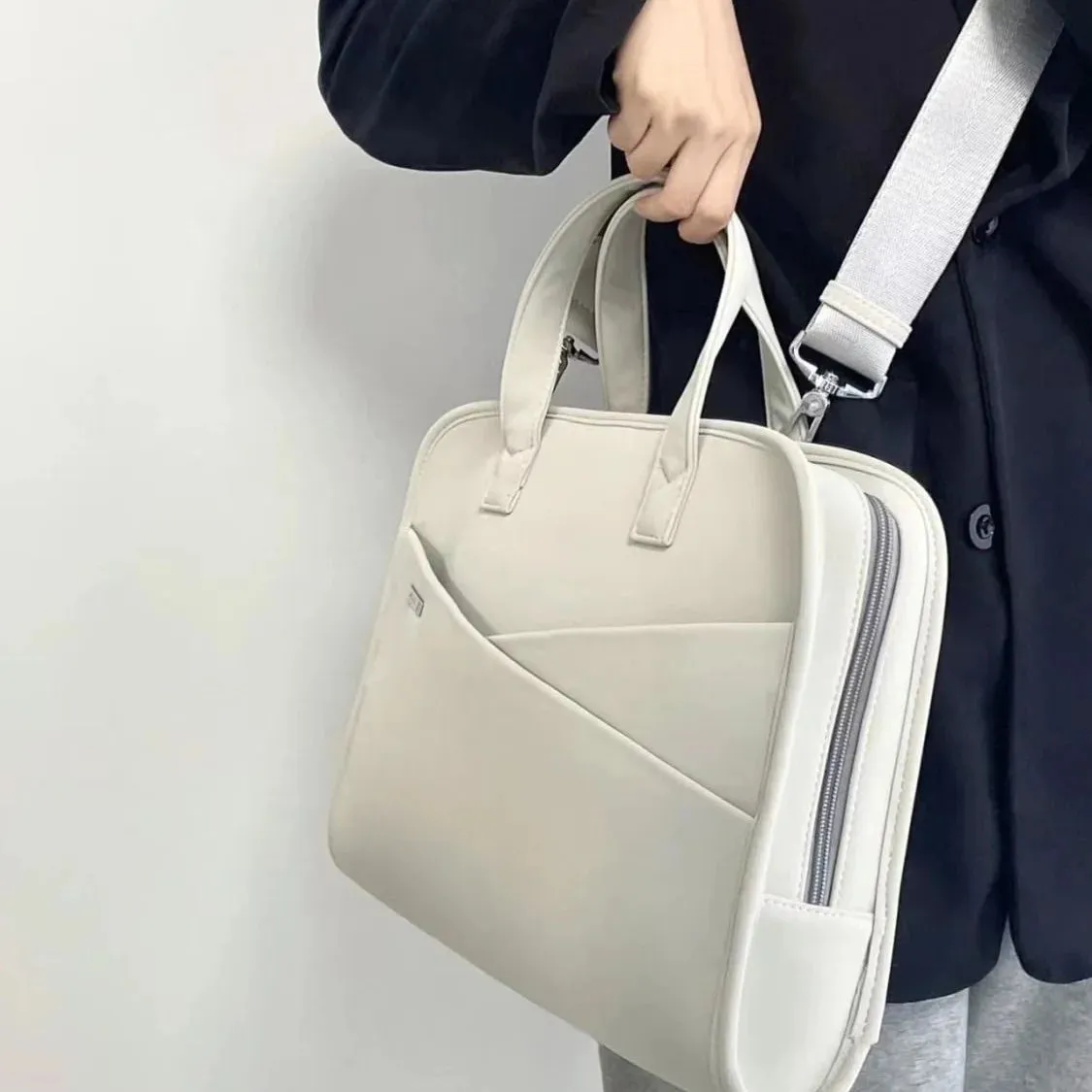 Uniwim Large Capacity Messenger Bag Women High Street Vintage White Crossbody Bags Ladies Harajuku Solid Luxury Designer Bag